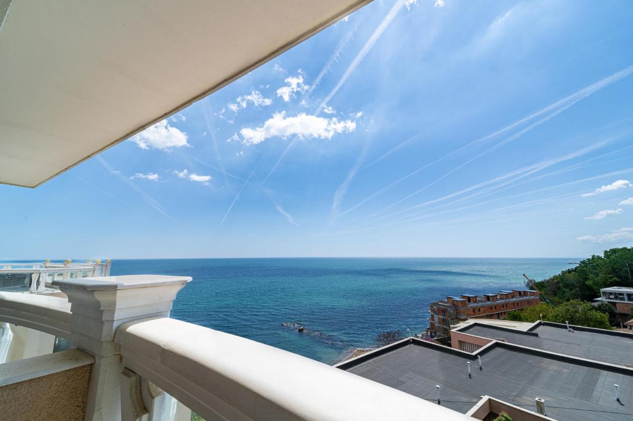 La Mer Luxury Apartments โกลเดน แซนส์ ภายนอก รูปภาพ